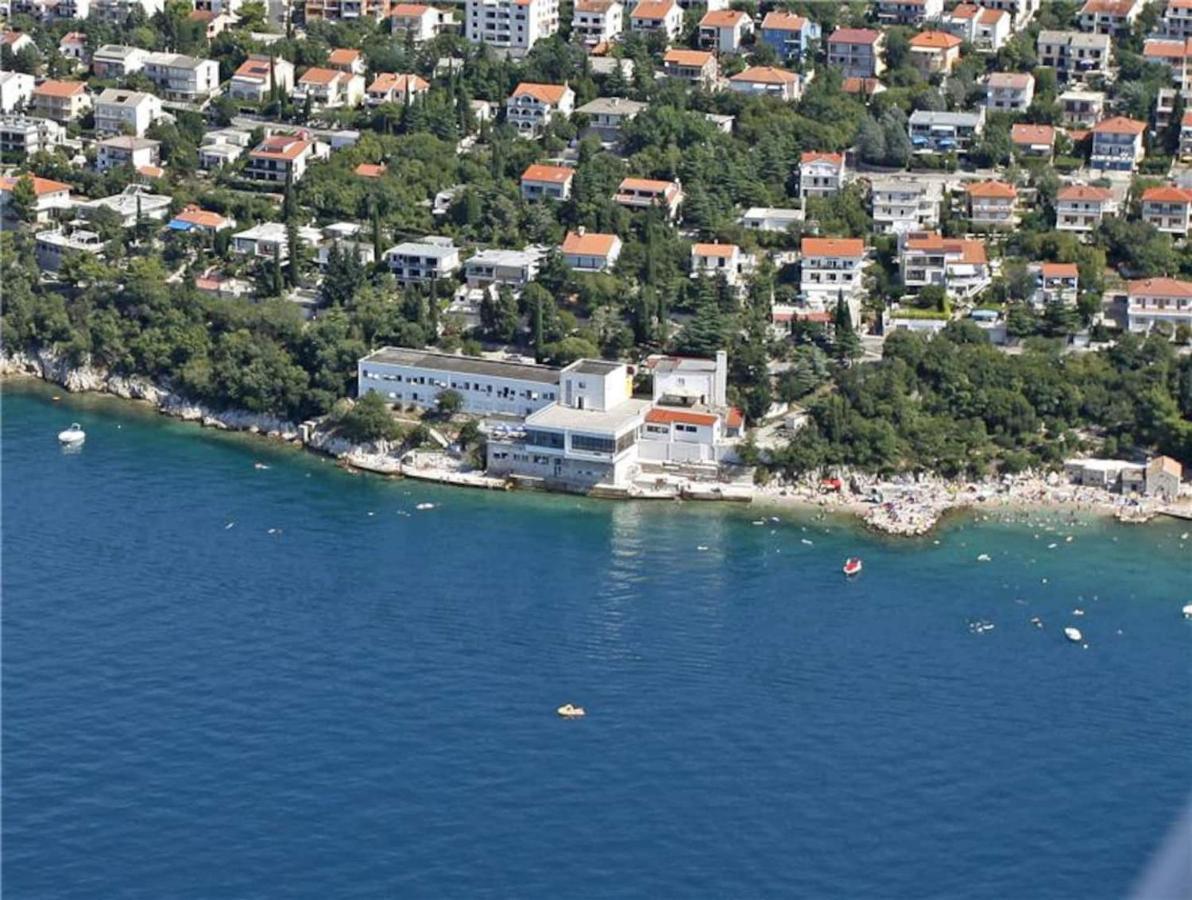 Apartments Simona Crikvenica Esterno foto