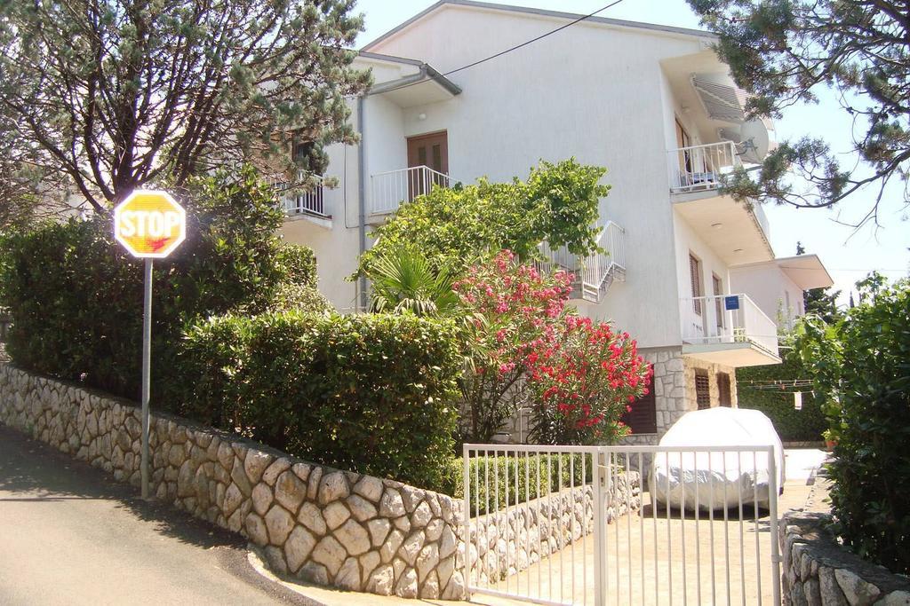 Apartments Simona Crikvenica Esterno foto